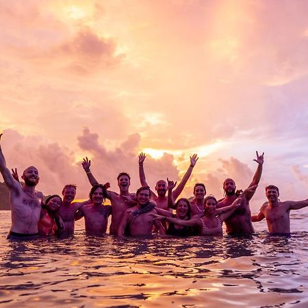 Mad Monkey Hostel Nacpan Beach (Adults Only) El Nido Exterior photo