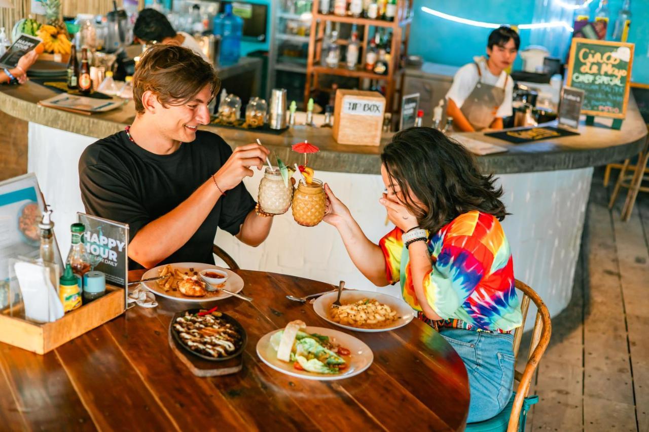 Mad Monkey Hostel Nacpan Beach (Adults Only) El Nido Exterior photo