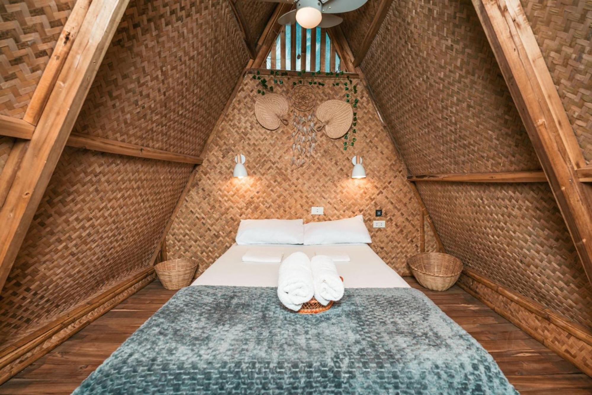 Mad Monkey Hostel Nacpan Beach (Adults Only) El Nido Exterior photo