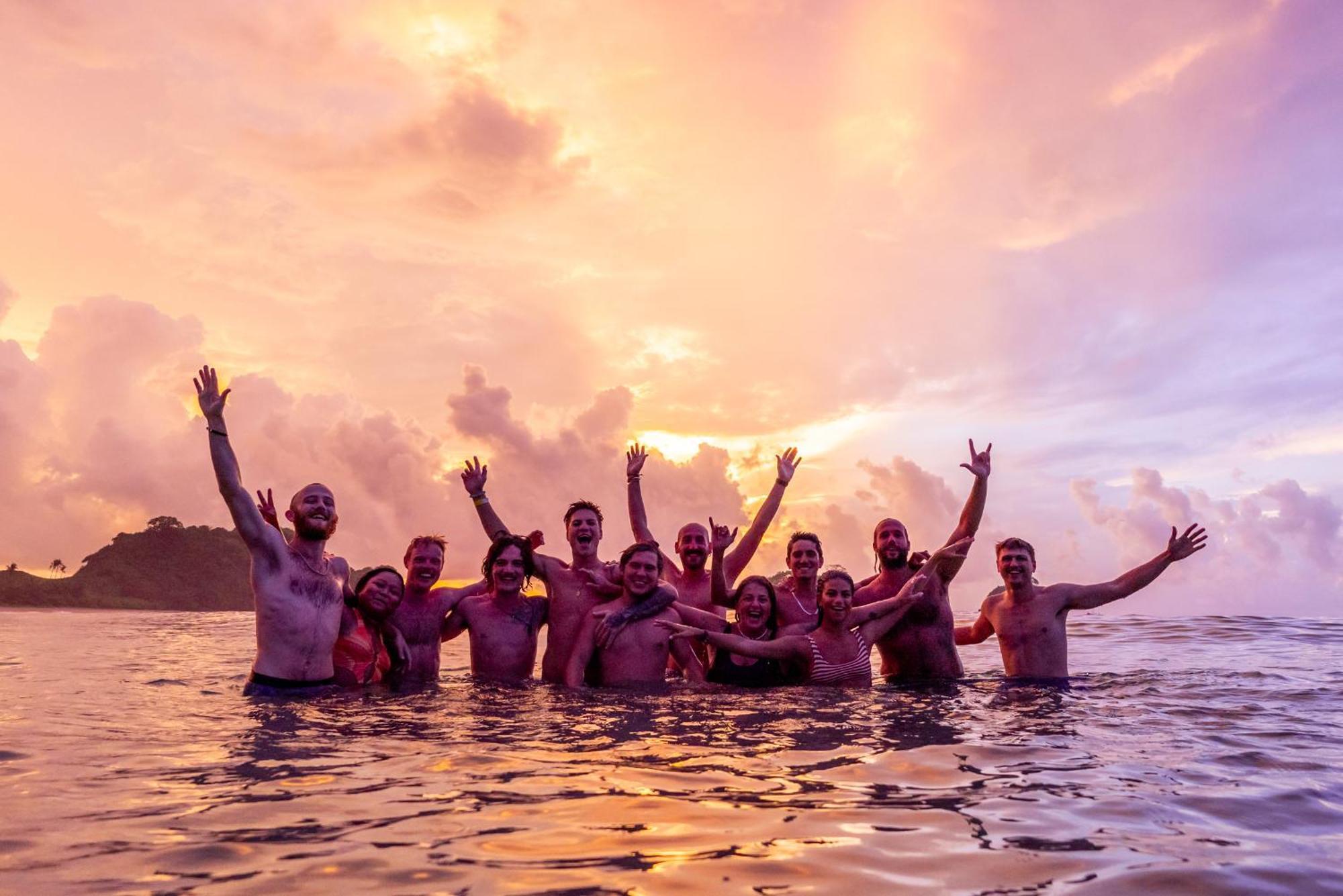 Mad Monkey Hostel Nacpan Beach (Adults Only) El Nido Exterior photo